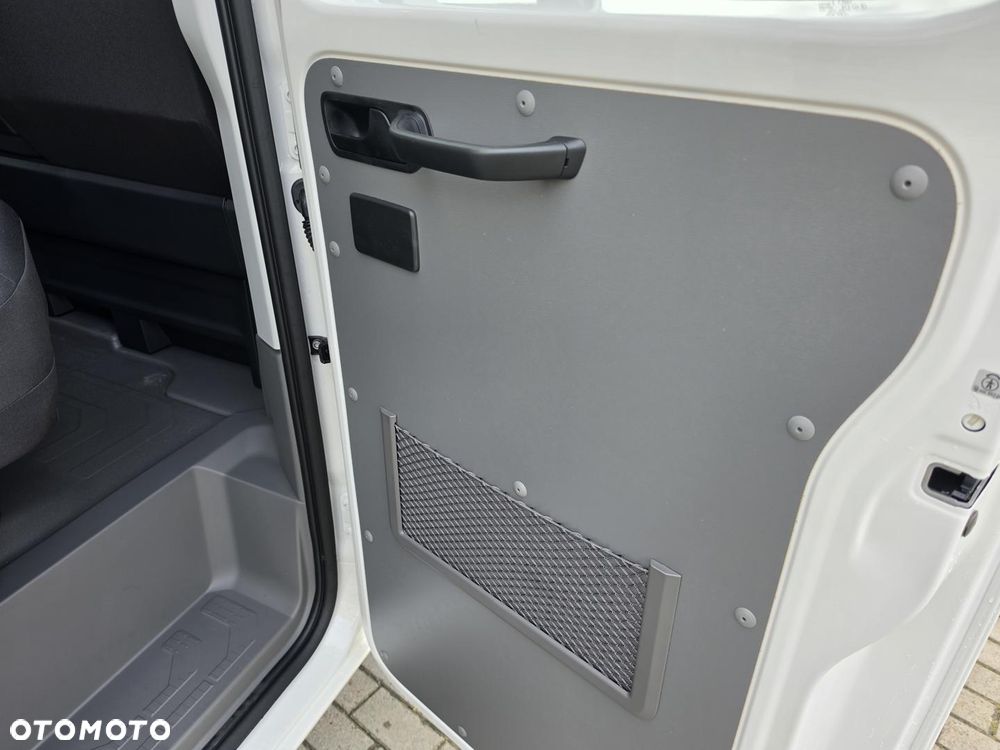 Volkswagen Crafter - 17