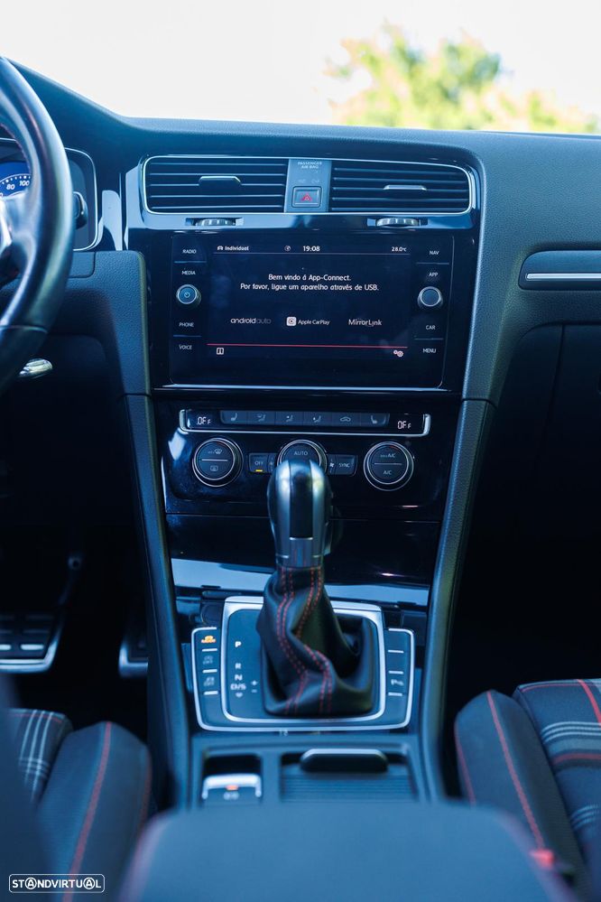 VW Golf 2.0 TSI GTI DSG Performance - 15