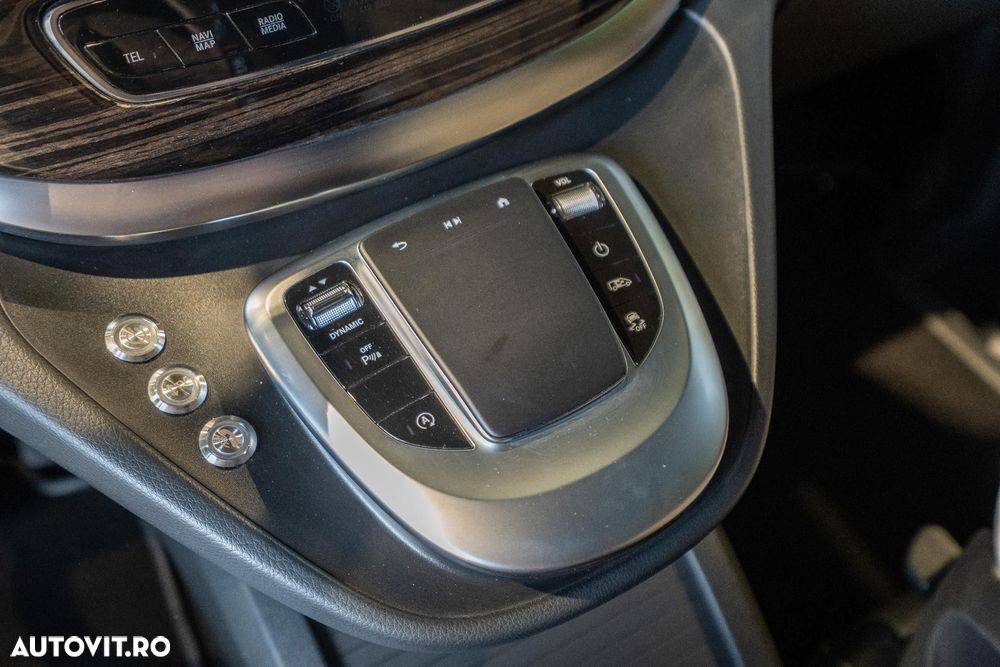 Mercedes-Benz V 300 d Extralang 9G-TRONIC Avantgarde - 36