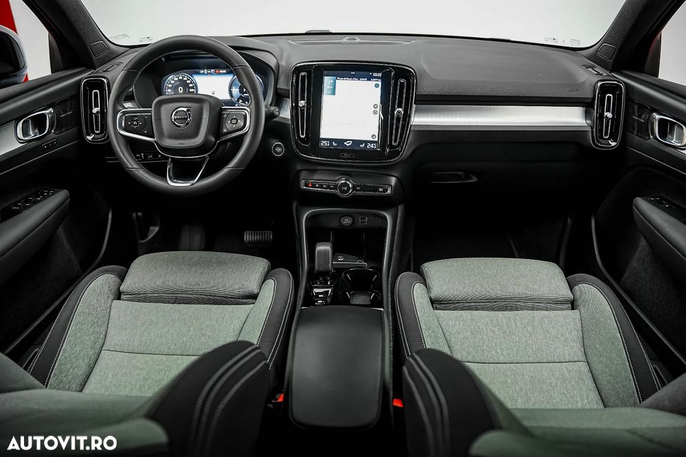 Volvo XC 40 T4 Recharge DKG Plus Bright - 2