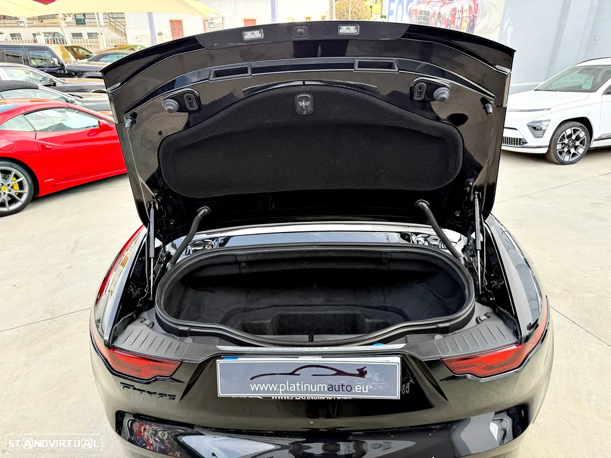 Jaguar F-Type 2.0 i4 R-Dynamic Black - 29