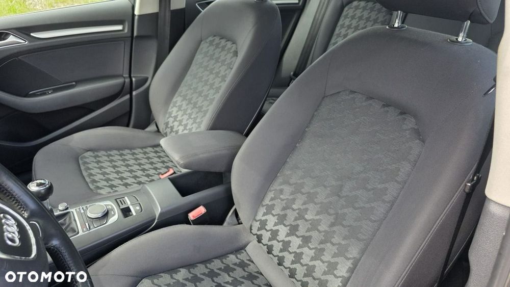 Audi A3 Sportback - 16