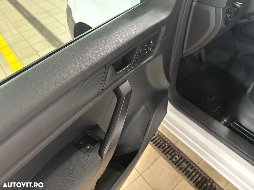 Volkswagen Caddy 2.0 TDI 55 kW - 11