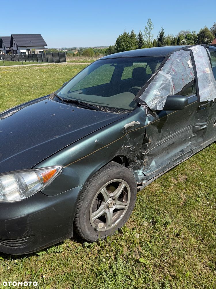 Toyota Camry 2.4 SE - 2