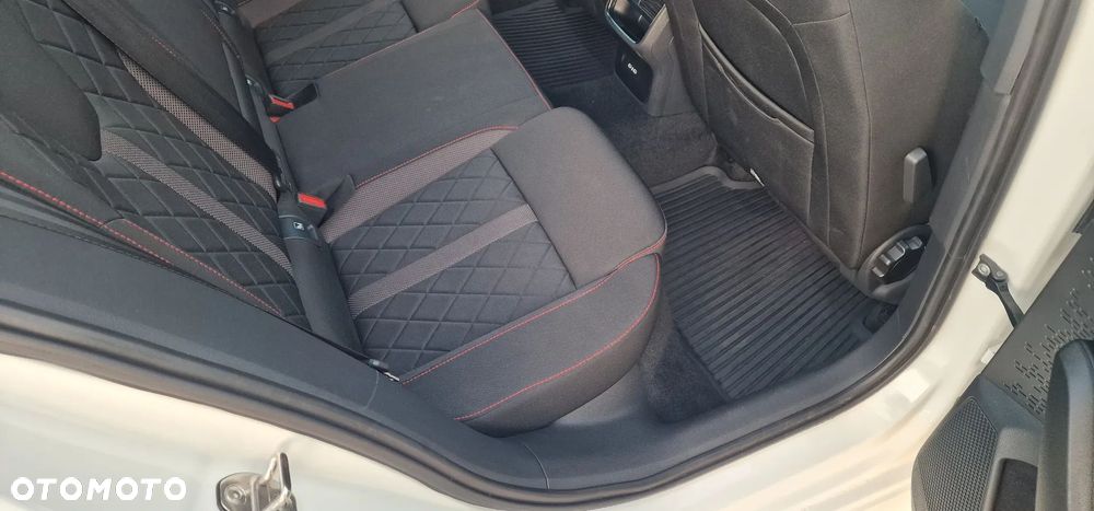 Skoda Octavia 2.0 TDI RS DSG - 21