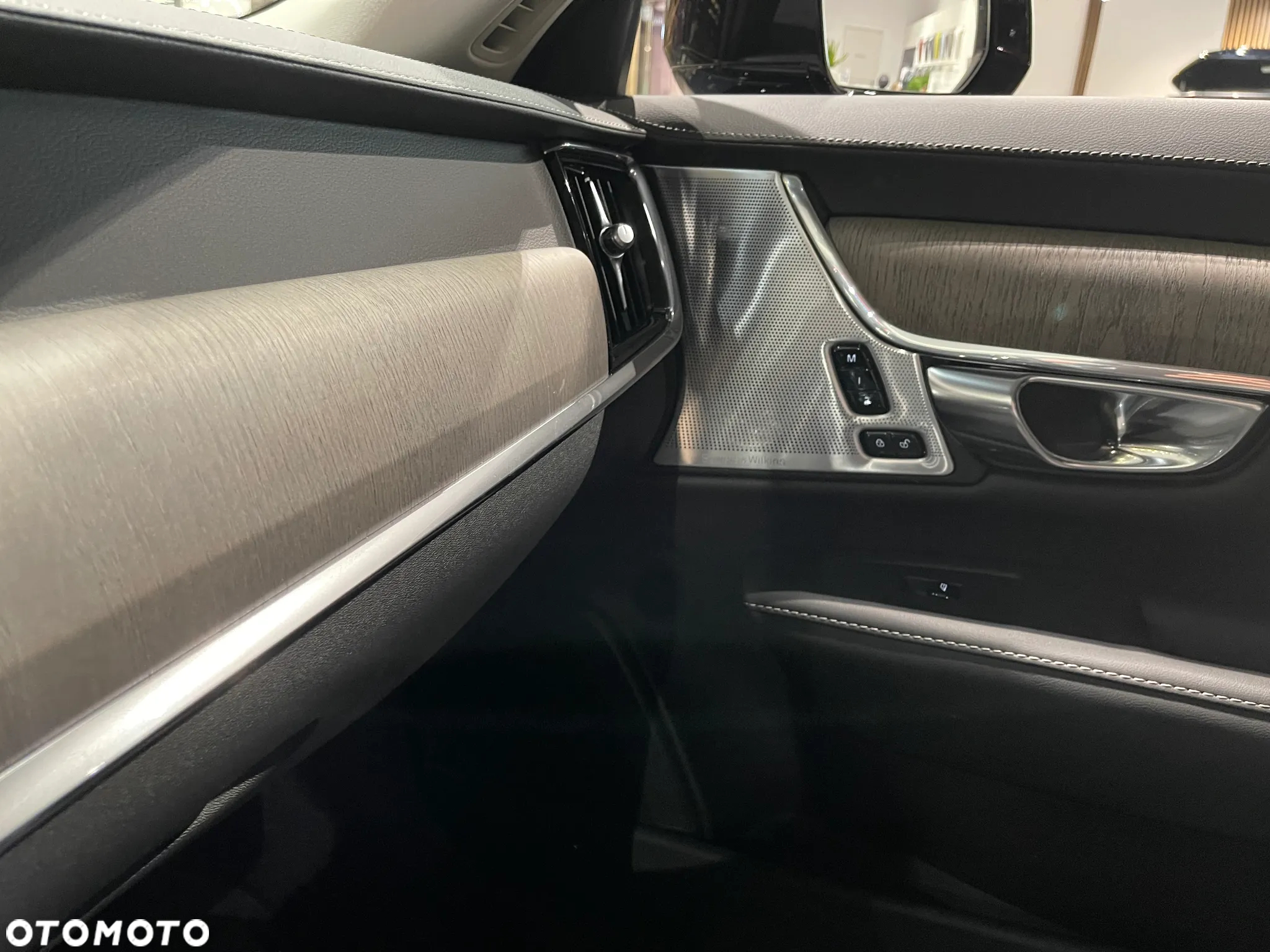 Volvo S90 ver-t8-awd-plug--in-hybrid-ultimate-dark - 16