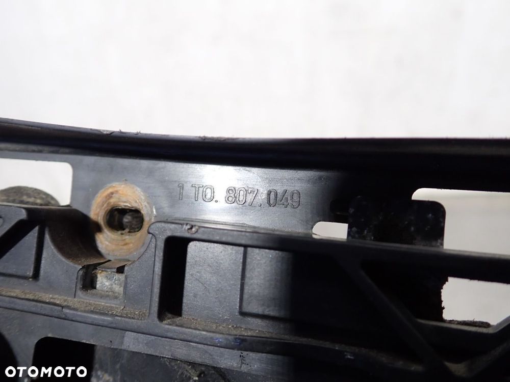 ŚLIZG ZDERZAKA LEWY PRZÓD VOLKSWAGEN CADDY III  1T0807049 - 4