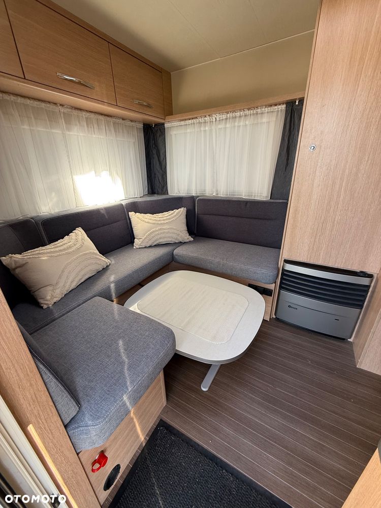 Hymer-Eriba Sunlight - 8