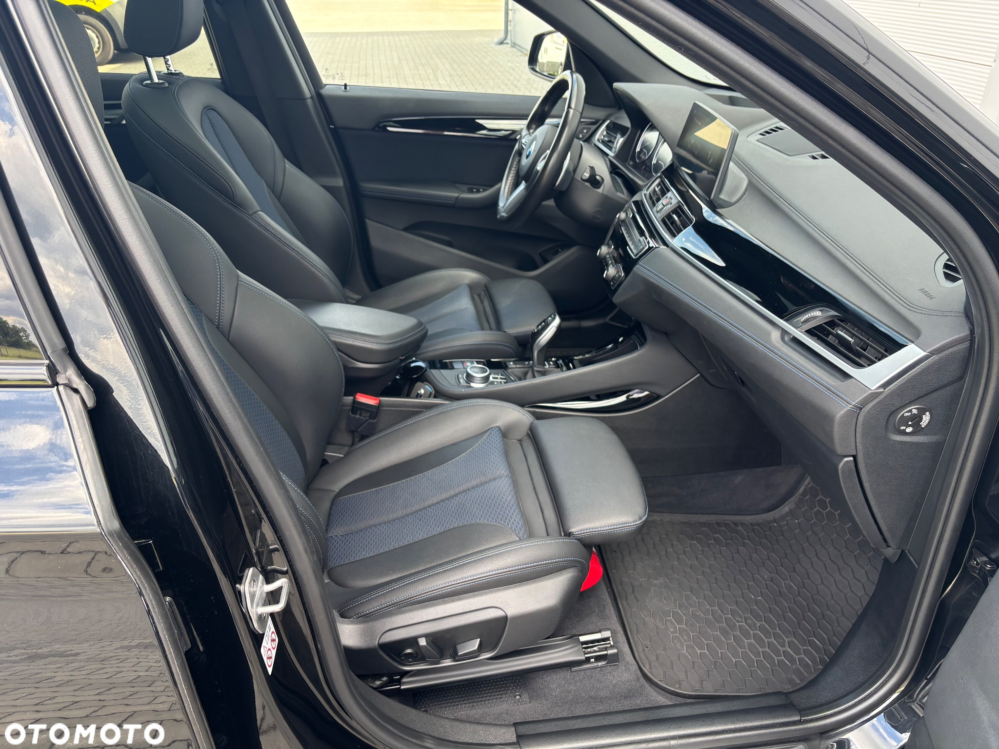 BMW X1 xDrive20i M Sport sport - 30