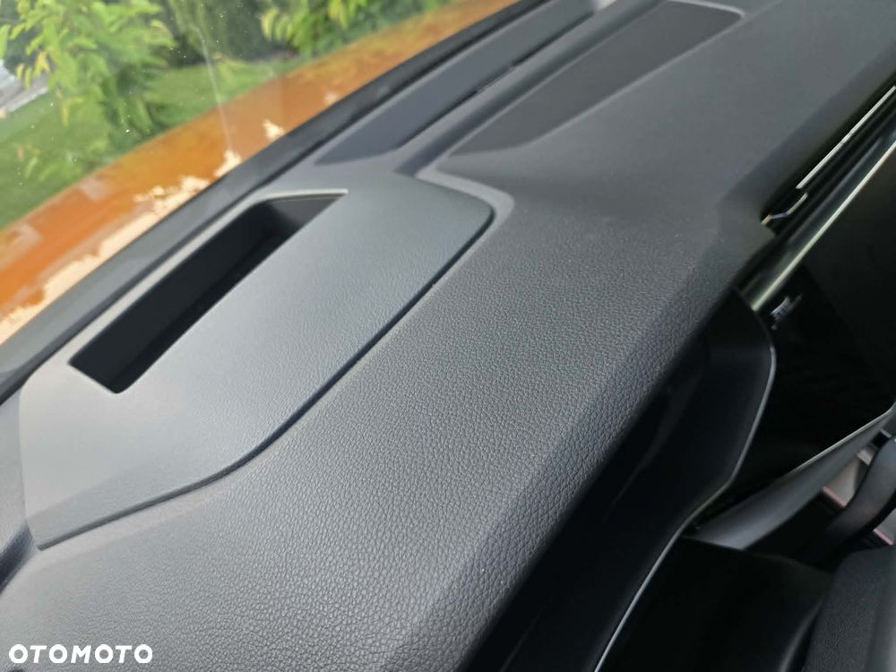 Audi Q8 - 8