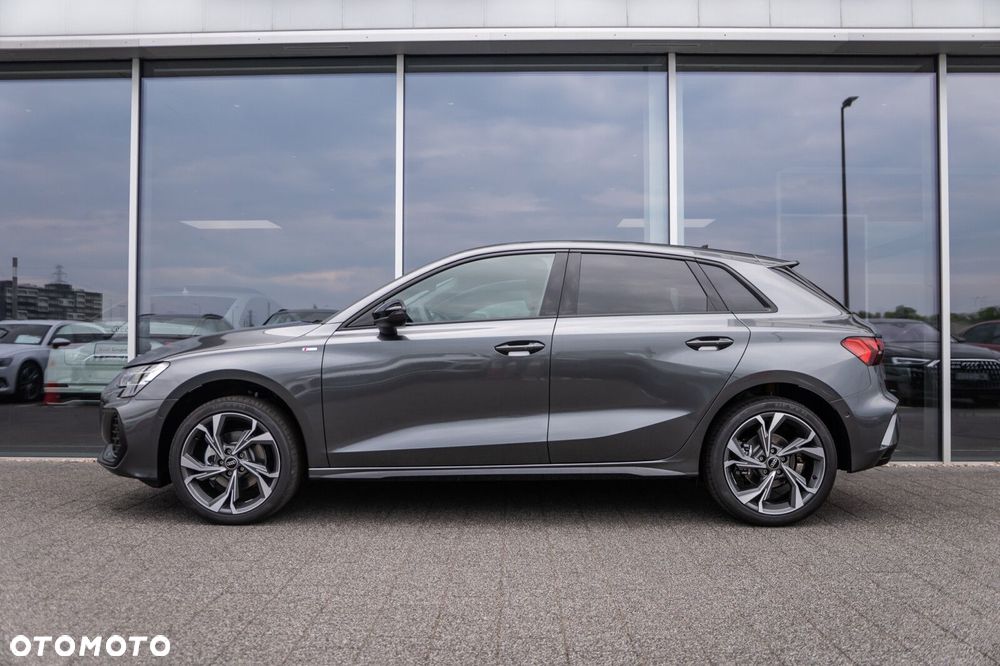 Audi A3 Sportback - 6
