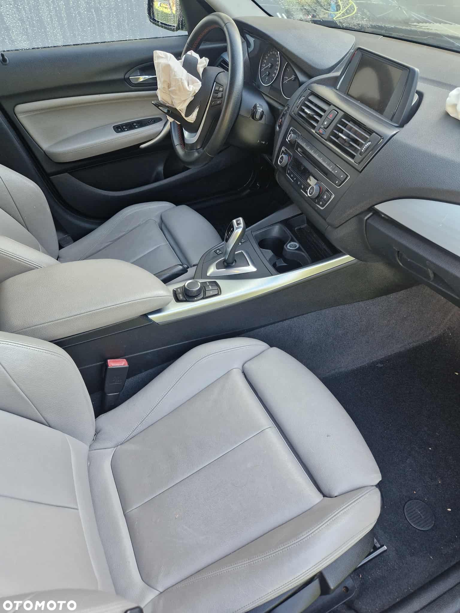 BMW Seria 1 118i Edition Sport - 6