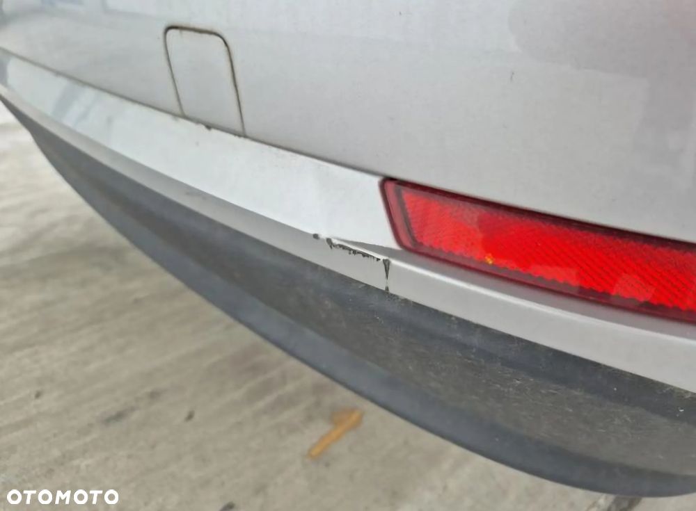 Audi A4 Avant 2.0 TDI Design - 18
