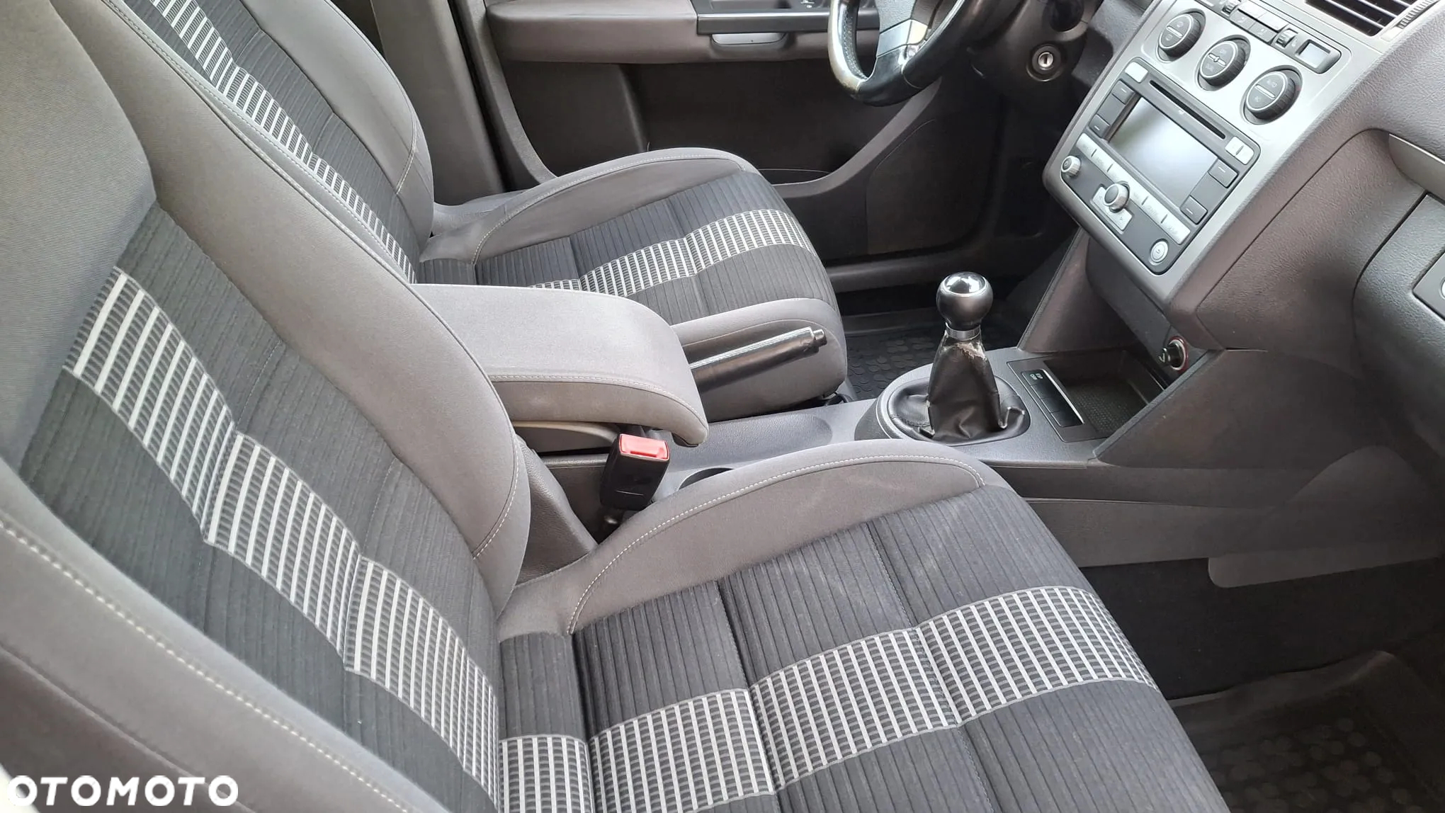 Volkswagen Touran 1.6 - 3