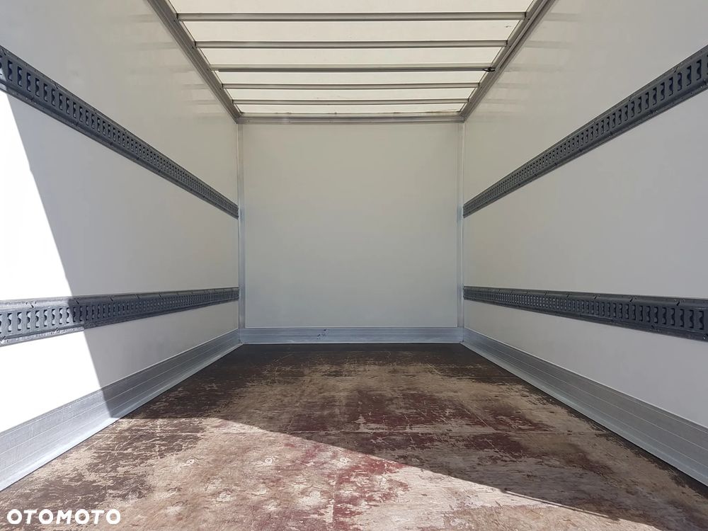 Renault MASTER KONTENER 8EP 4,21x2,23x2,23 KLIMA KRAJOWY MANUAL  6-BIEGÓW DMC 3500 KG - 19