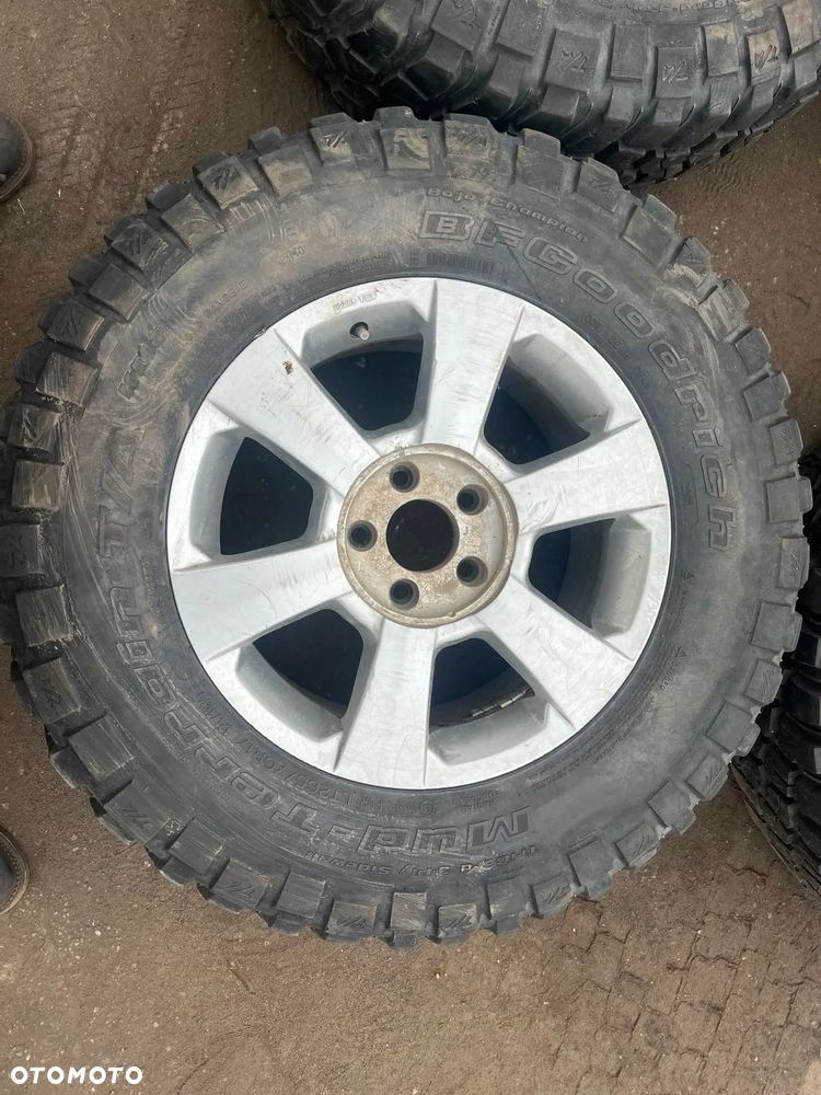 Alufelgi 17 cali z oponami BF Goodrich Mud-Terrain T/A 265/70 R17 - 5