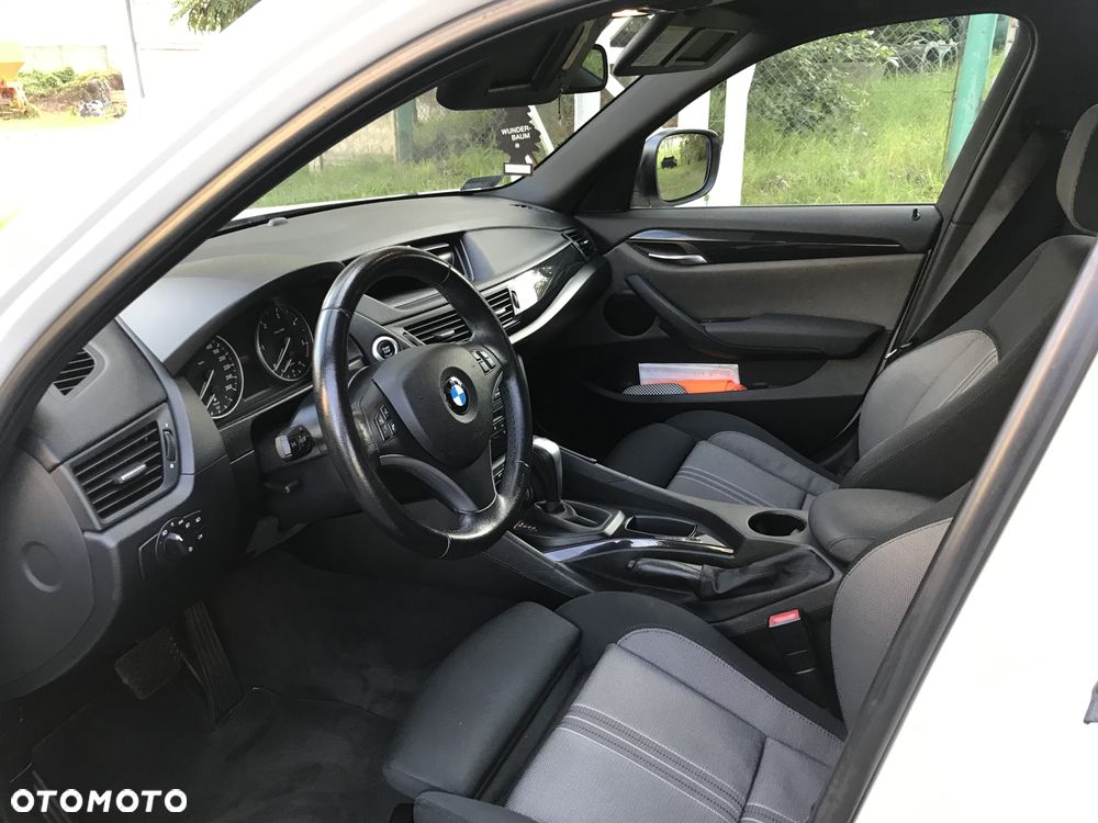 BMW X1 xDrive18d - 22