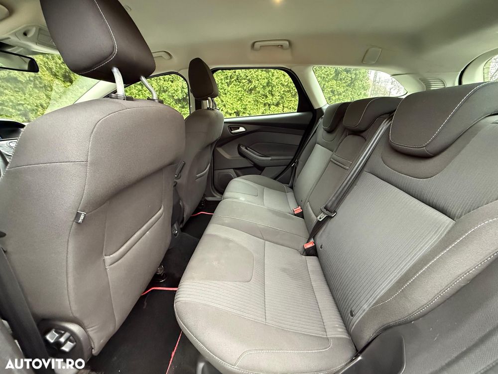 Ford Focus 2.0 TDCI DPF Titanium - 17
