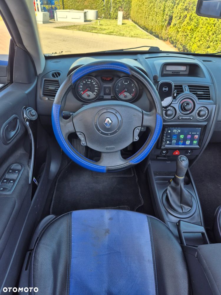 Renault Megane 1.6 16V Authentique - 9