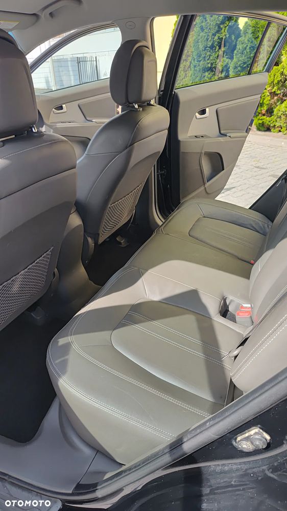 Kia Sportage - 12