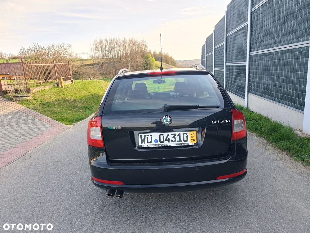 Skoda Octavia 2.0 TDI DPF RS - 15