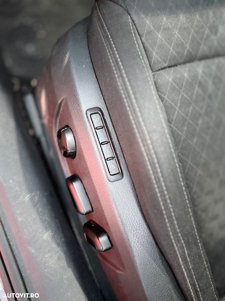 Skoda Superb 1.6 TDI DSG Ambition - 8