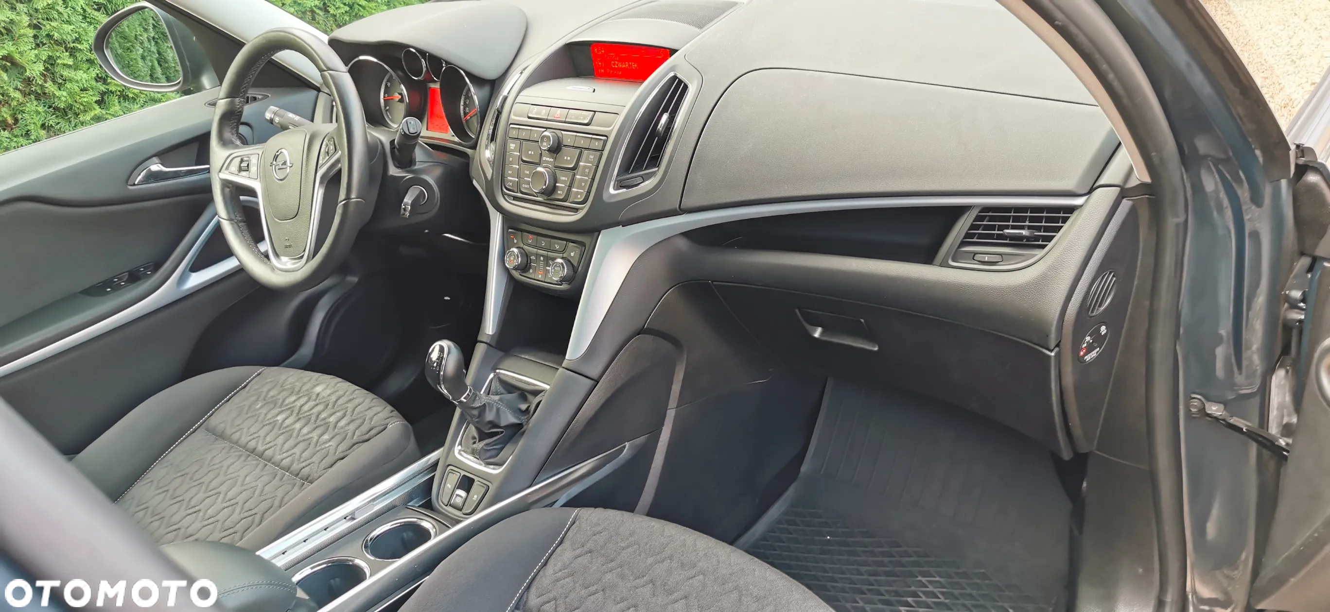 Opel Zafira 1.4 Turbo Active - 24