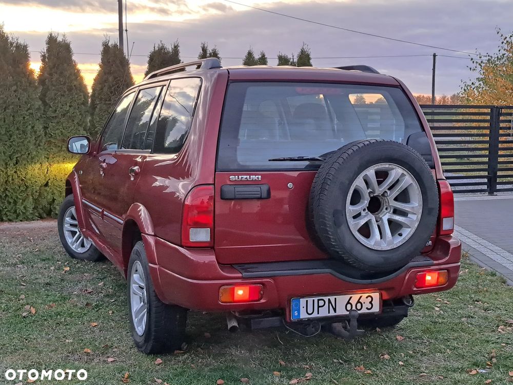 Suzuki XL7 - 9