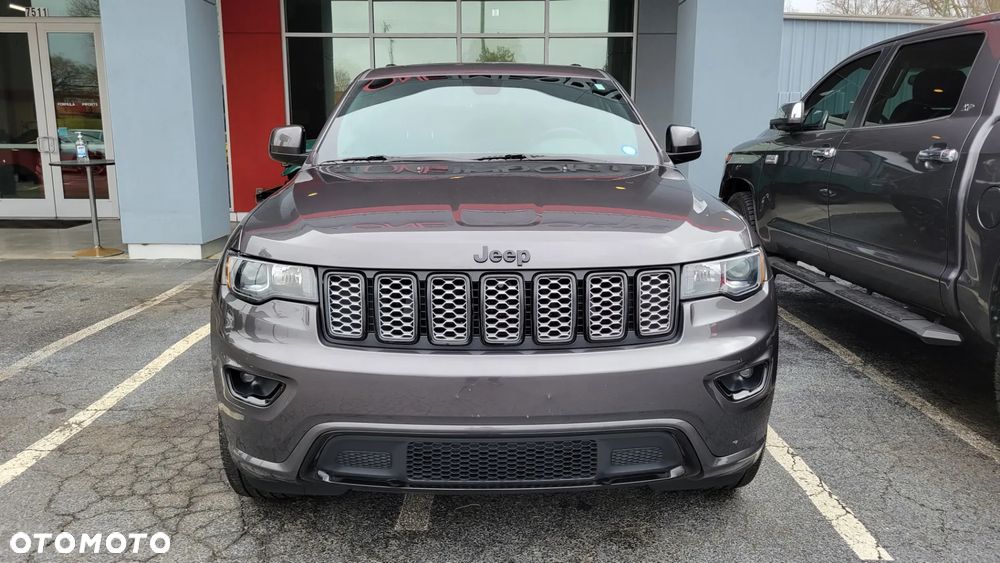 Jeep Grand Cherokee - 3