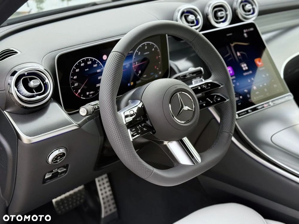 Mercedes-Benz GLC - 22