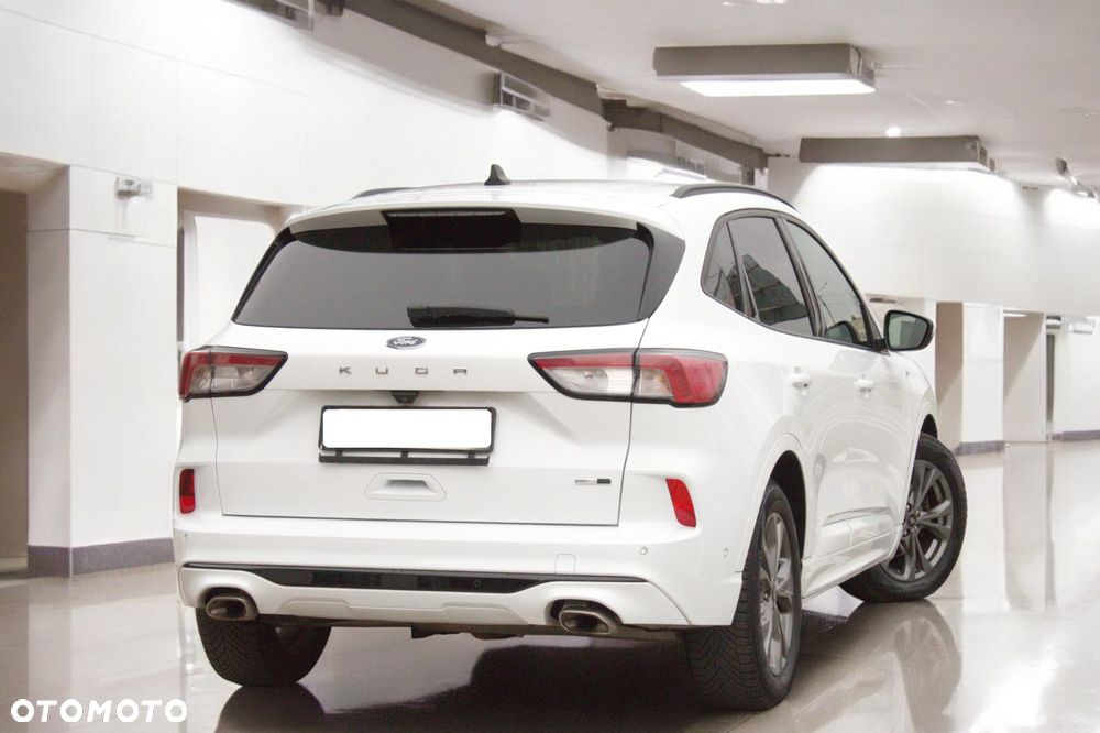 Ford Kuga 2.0 TDCi 2x4 ST-Line - 17