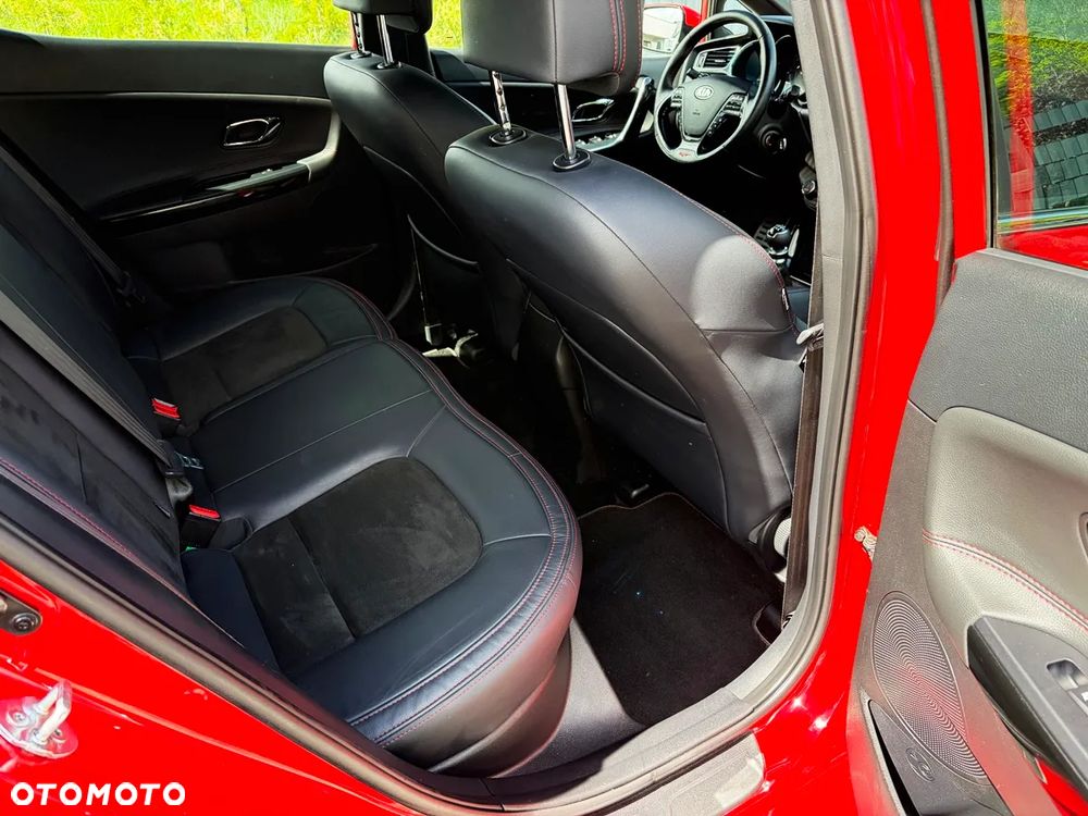 Kia Ceed 1.6 T-GDI GT - 40