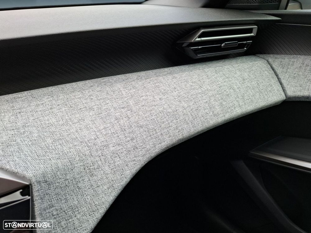 Peugeot 3008 1.2 Hybrid Allure e-DCS6 - 23