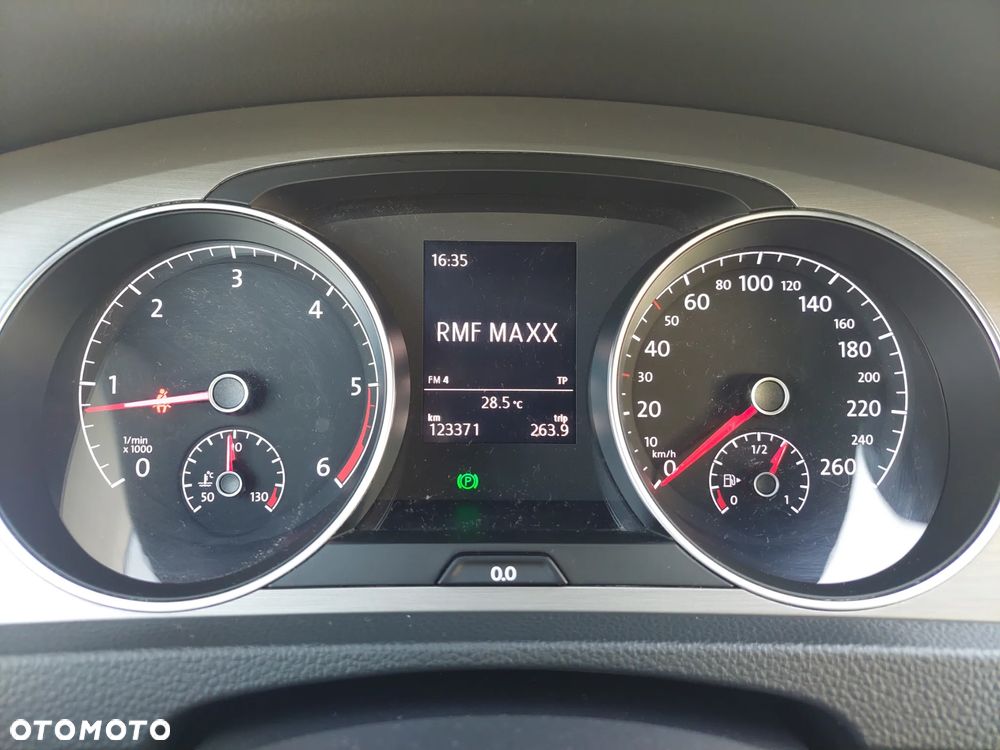 Volkswagen Golf Variant 1.6 TDI BMT Comfortline - 12