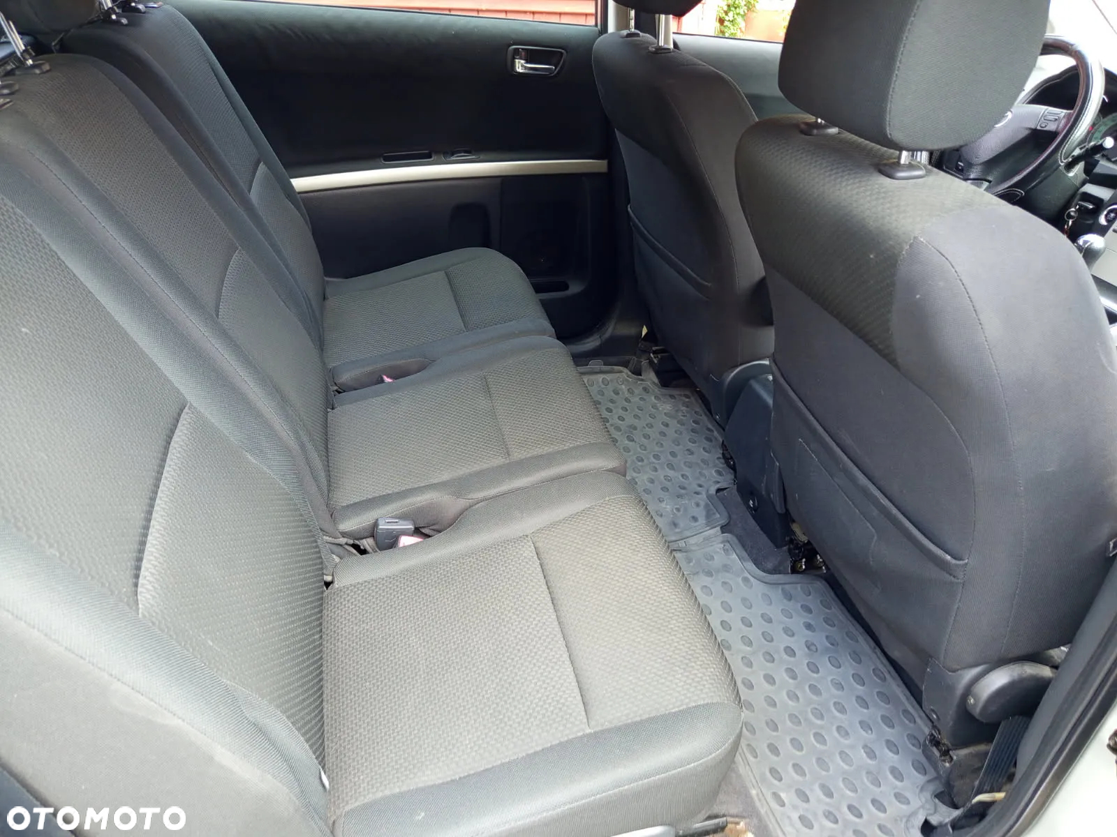 Toyota Corolla Verso 2.0 D-4D Prestige 7os - 3