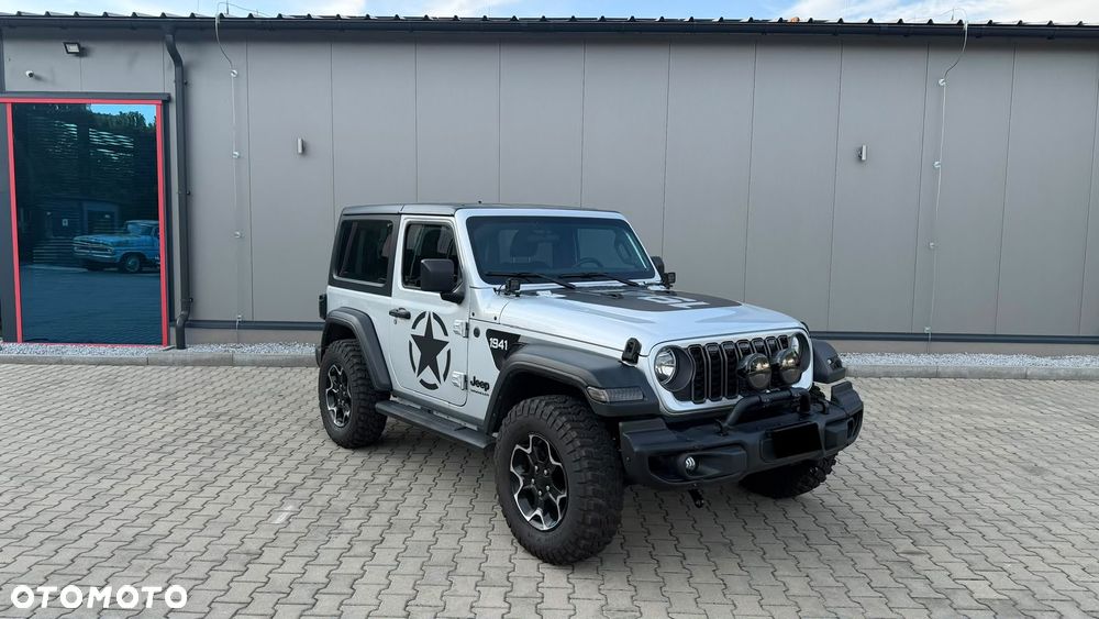 Jeep Wrangler - 10