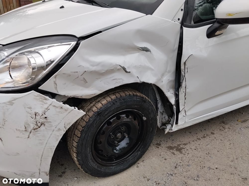 Citroën C3 Pure Tech 83 S&S FEEL - 4