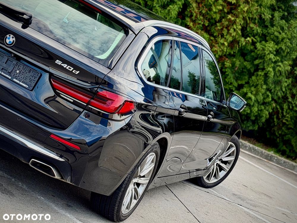BMW Seria 5 540d xDrive mHEV Luxury Line - 13