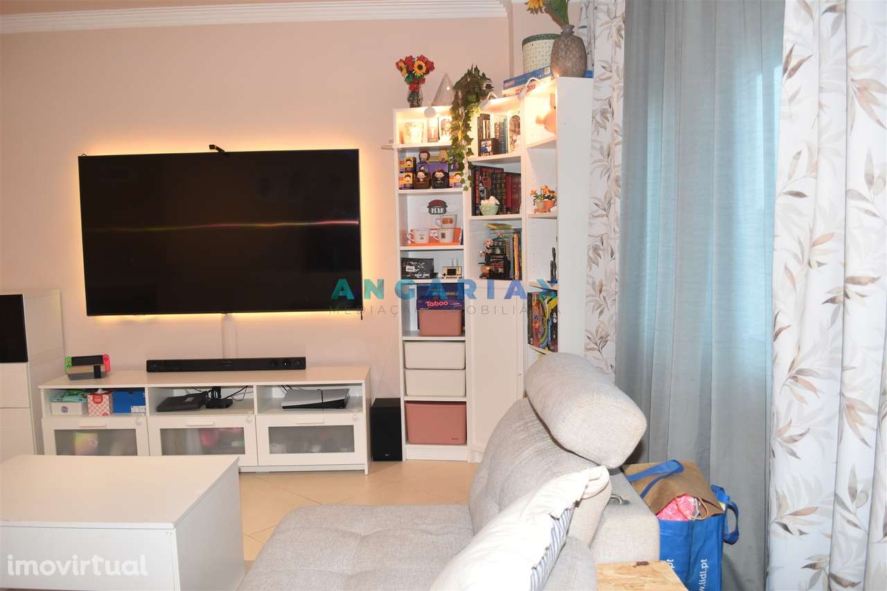 ANG1579 - Apartamento T2 para Venda em Samora Correia, Benavente - Grande imagem: 2/35