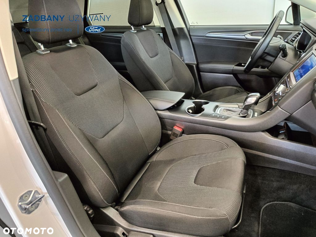 Ford Mondeo 2.0 Hybrid Titanium - 14