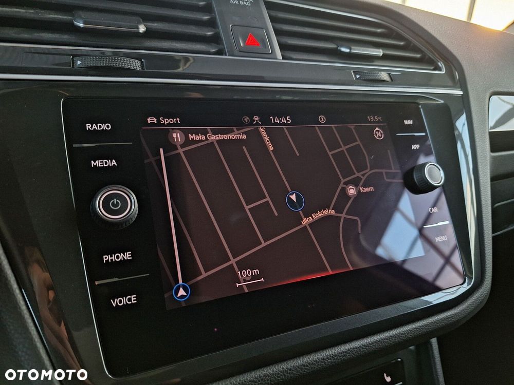 Volkswagen Tiguan 2.0 TSI 4Mot Elegance DSG - 26