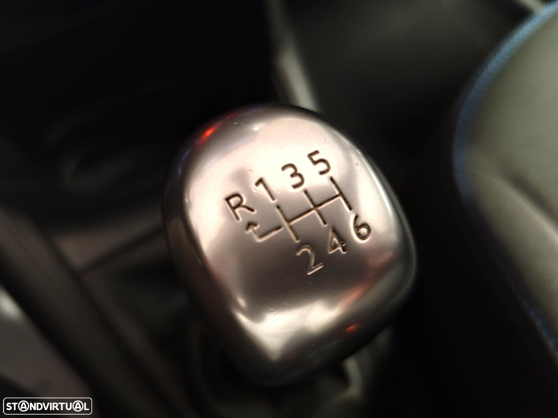 Peugeot 208 1.5 BlueHDi Signature - 26
