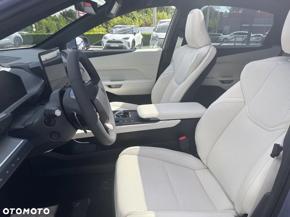 Lexus ES - 10