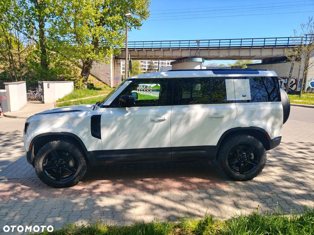 Land Rover Defender 110 P400 SE - 6