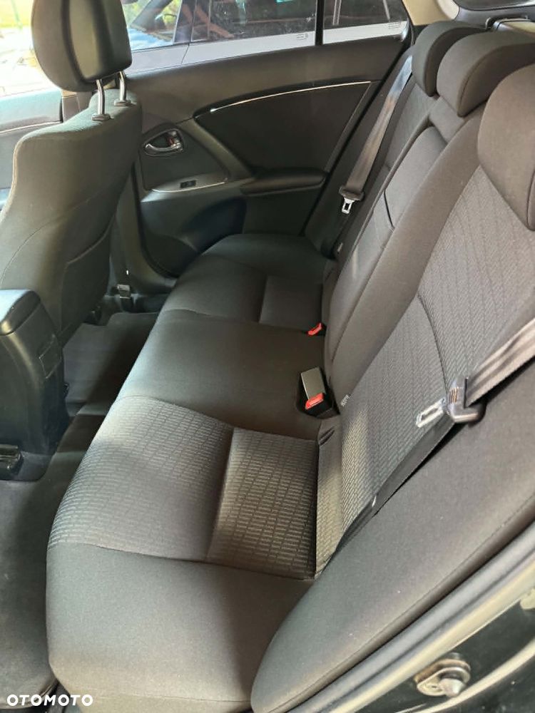 Toyota Avensis 2.0 D-4D Sol+NAVI - 7