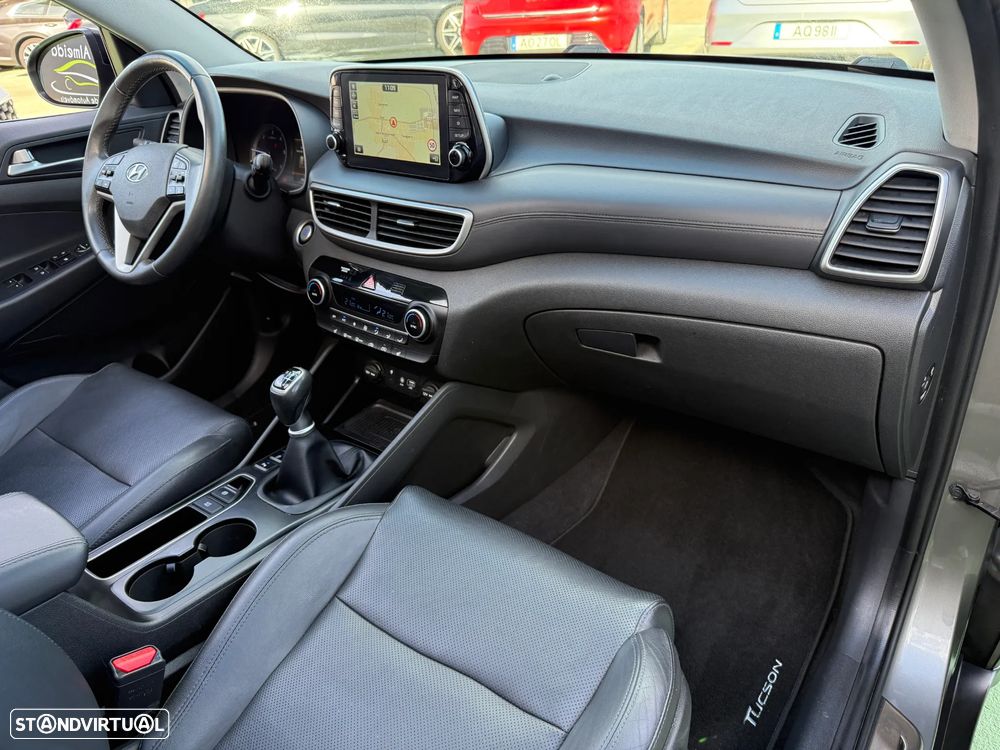 Hyundai Tucson 1.6 CRDi Premium - 30