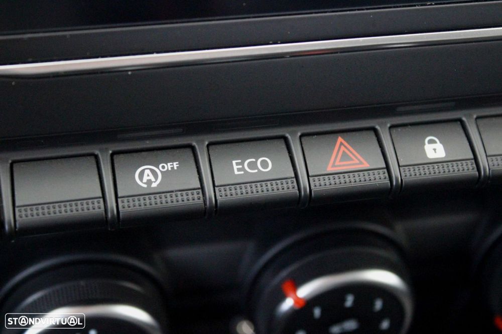 Renault Clio 1.0 TCe Limited Bi-Fuel - 28