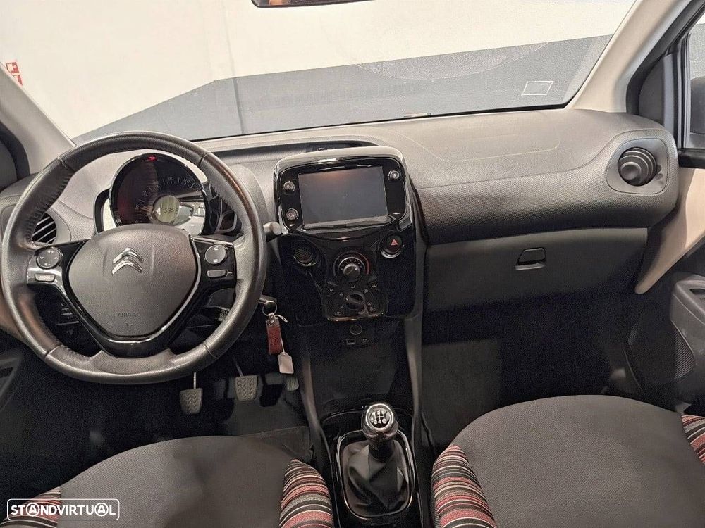 Citroën C1 1.0 VTi Shine — fotografia 8