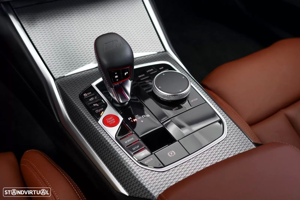BMW M3 Competition xDrive Pack 50 anos M - 11