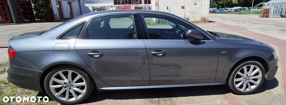 Audi A4 Limousine - 2